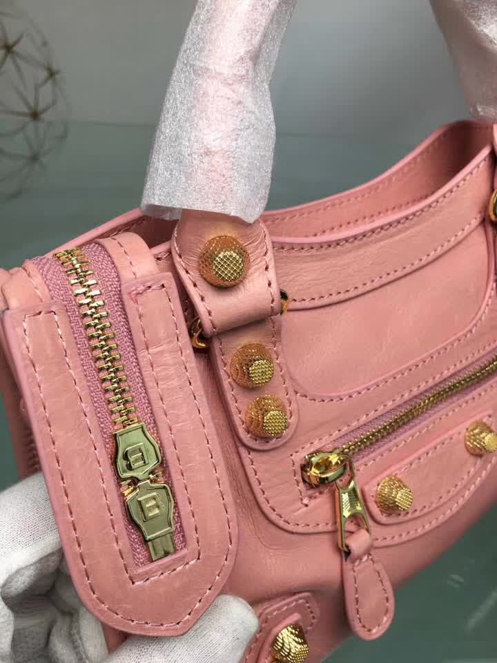 BALENCIAG巴黎世家 義大利進口 原版油蠟頭層牛皮 香皮小銀釘 時尚百搭 手提肩背斜挎包  BL1575